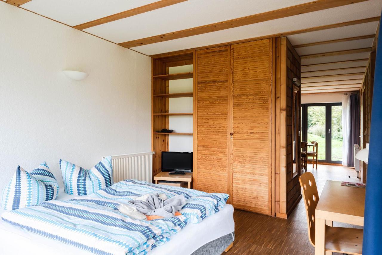 Basiskulturfabrik Oeko-Hotel Neustrelitz Ngoại thất bức ảnh