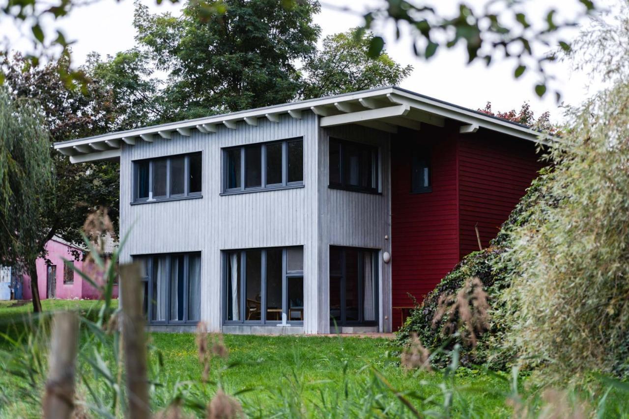 Basiskulturfabrik Oeko-Hotel Neustrelitz Ngoại thất bức ảnh